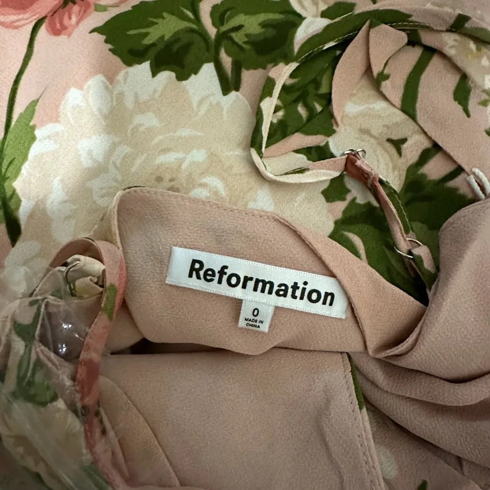 🌹SALE🌹Reformation Reya Dress in Rose Garden - Picture 11 of 16